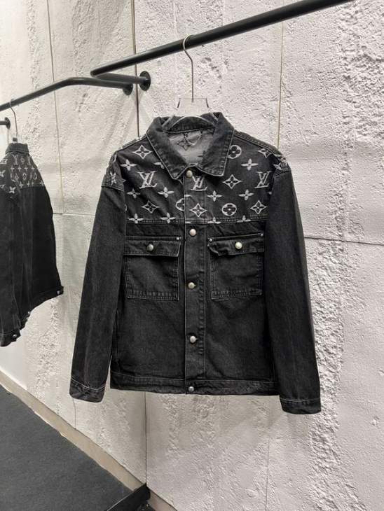 Picture of Louis Vuitton Jackets _SKULVsz46-52sytxH115731539